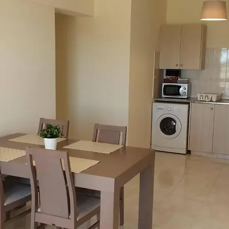 401 Dhalia Court *